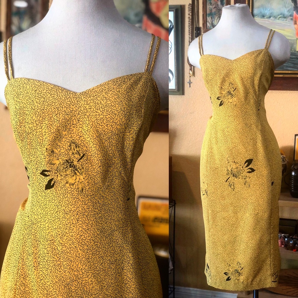 Vintage 1970’s Volup Size Dress